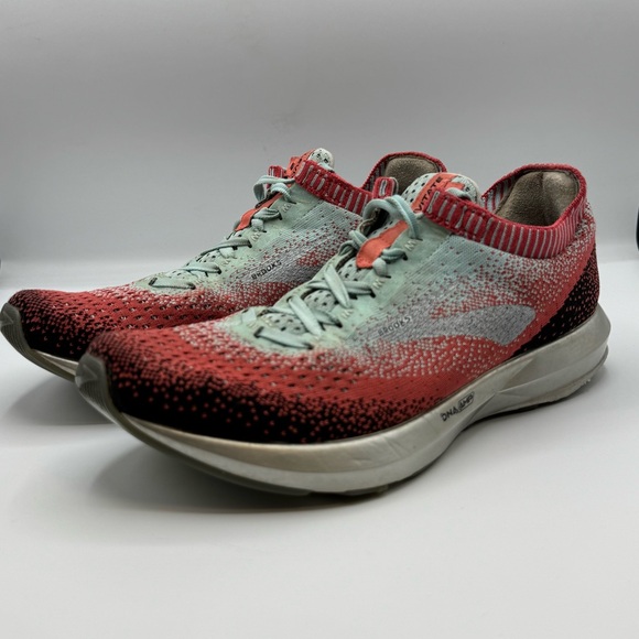 Brooks Levitate 2 Women’s Running Shoes Coral Blue Red Silver Size 8.5 - Picture 1 of 10